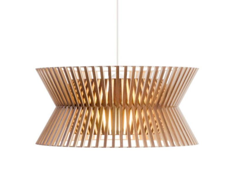 Kontro 6000 Pendelleuchte von Secto Design: Moderne Holzlampe für stilvolle Innenräume.